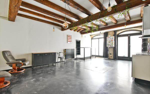 Appartement à vendre    2 pièces • 67 m2 Valence