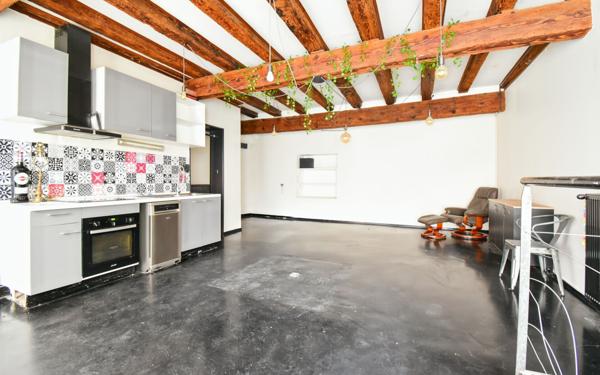 Appartement à vendre    2 pièces • 67 m2 Valence