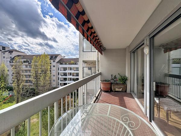 Lyon (69007) T3 83m² + GRAND BALCON + DOUBLE GARAGE (38 m²) Situé à Lyon 7e – Rue Jules Brunard