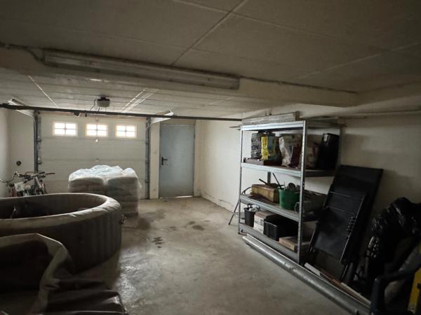 MAISON RÉNOVÉE, 2/3 CHAMBRES, GRANDE PIÈCE DE VIE, TERRASSE ET GARAGE