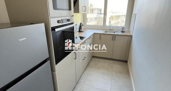 Location Appartement meublé 2 pièces 47.99 m² - Sceaux 92330