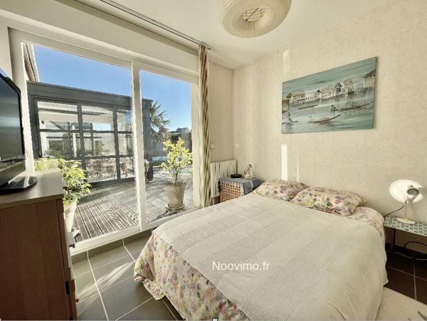 Maison 5 chambres, piscine, ss-sol complet