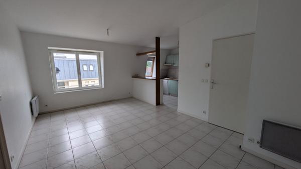 Appartement 2 pièces à vendre Périgny - 17180 / Réf: 275LR