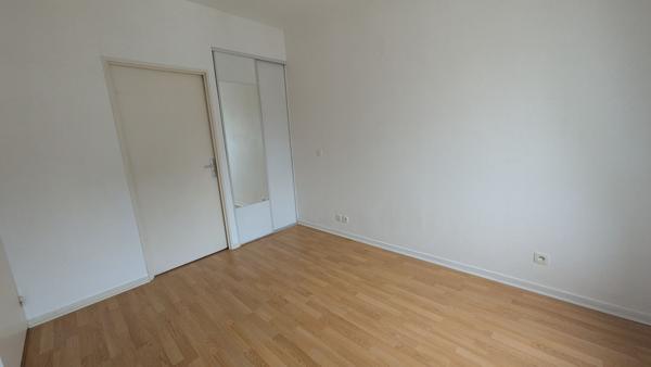 Appartement 2 pièces à vendre Périgny - 17180 / Réf: 275LR