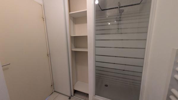 Appartement 2 pièces à vendre Périgny - 17180 / Réf: 275LR