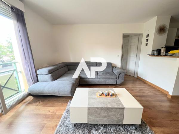 Appartement Beaumont-sur-Oise 2 pièces 47 m2 Loyer 990 €/mois charges comprises **  - Référence  1701
