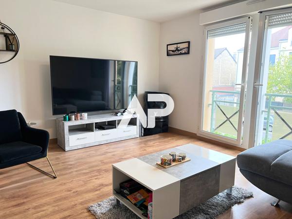 Appartement Beaumont-sur-Oise 2 pièces 47 m2 Loyer 990 €/mois charges comprises **  - Référence  1701