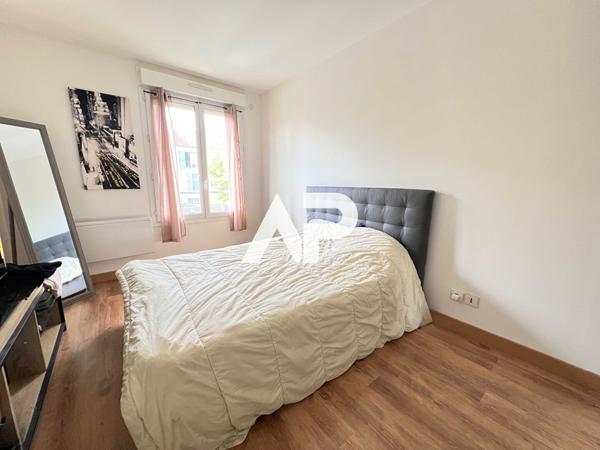 Appartement Beaumont-sur-Oise 2 pièces 47 m2 Loyer 990 €/mois charges comprises **  - Référence  1701