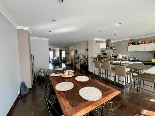 Magnifique F5 rénové par architecte avec garage en sous sol