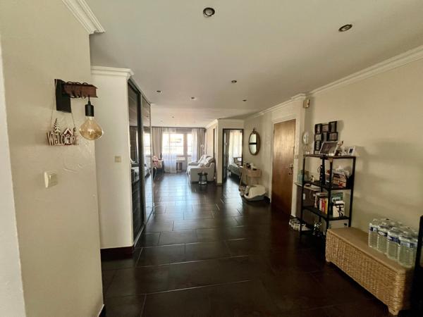 Magnifique F5 rénové par architecte avec garage en sous sol