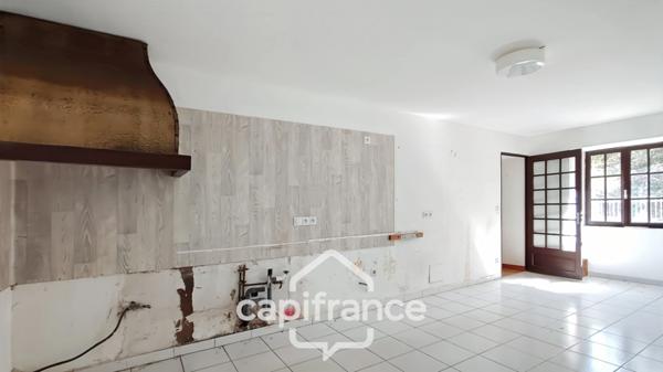 Maison type longère à Rénover 20 pièces (47)