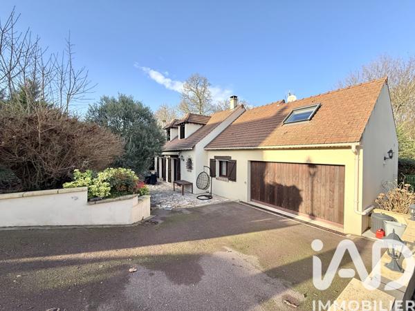 Maison à vendre 7 pièces 182 m² Le Coudray-Montceaux