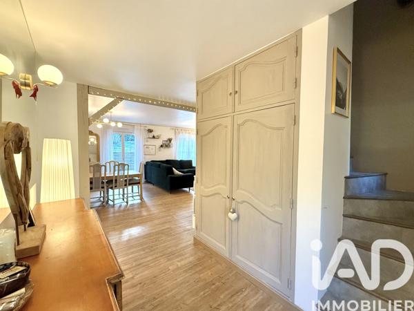 Maison à vendre 7 pièces 182 m² Le Coudray-Montceaux