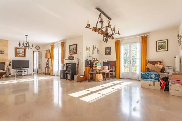 Vente Maison 6 pièces 193 m2 à Montlhéry