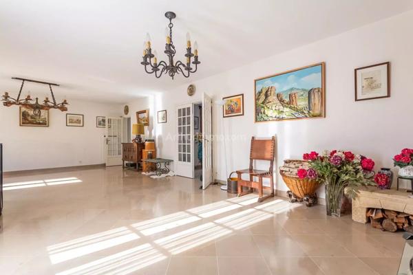 Vente Maison 6 pièces 193 m2 à Montlhéry