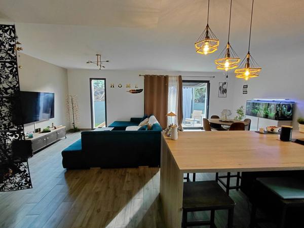 Vente Maison 4 pièces 94 m2 à Pourrières