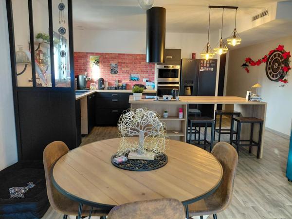 Vente Maison 4 pièces 94 m2 à Pourrières