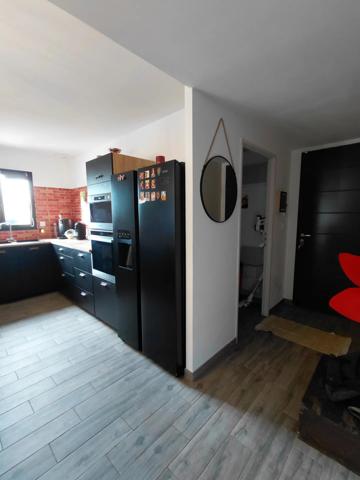 Vente Maison 4 pièces 94 m2 à Pourrières