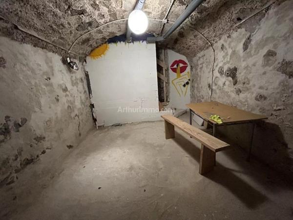 Location Local commercial 1 pièces 18 m2 à Aubagne