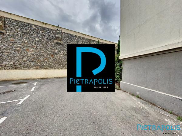 Sète : exclusivité  quartier théâtre Molière place de parking sécurisé