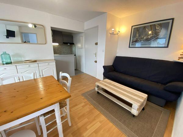 APPARTEMENT à VAUX SUR MER