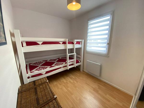 APPARTEMENT à VAUX SUR MER