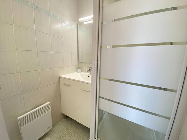 APPARTEMENT à VAUX SUR MER