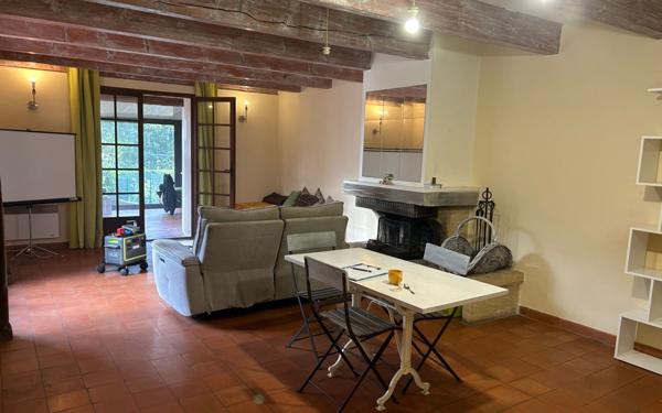 Maison à vendre    3 pièces • 67 m2 Vaison-la-Romaine