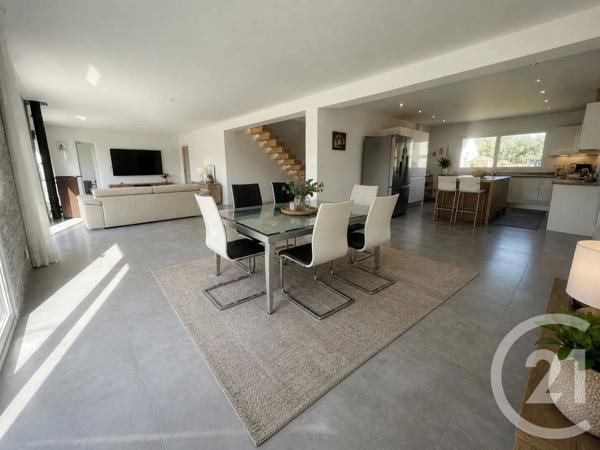 Maison à vendre  7 pièces - 313 m 2   AMIENS  - 80