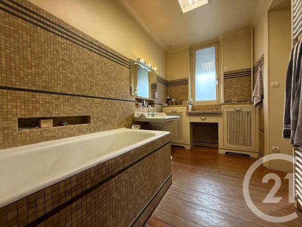 Maison à vendre  7 pièces - 313 m 2   AMIENS  - 80