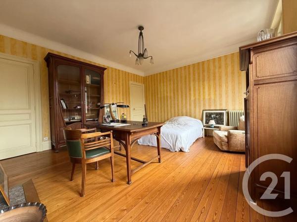 Maison à vendre  7 pièces - 313 m 2   AMIENS  - 80