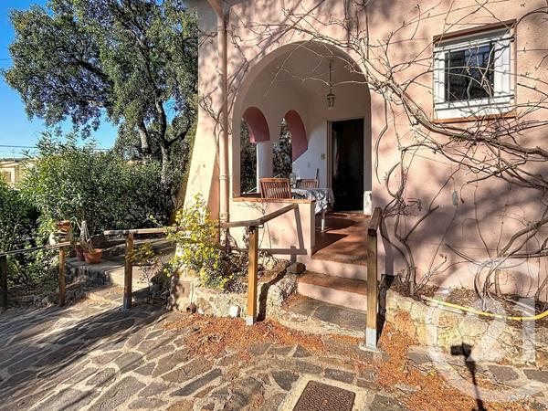 Maison à vendre  5 pièces - 86,33 m2 FREJUS - 83