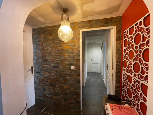 Appartement  / Local commercial à Soumoulou