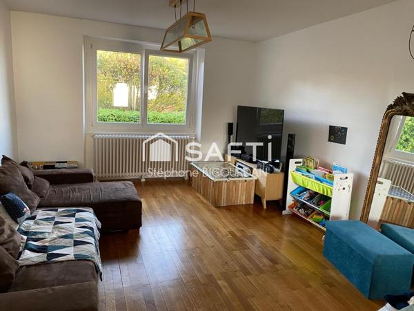 2 Maisons accollées, louées, 243m², Voujeaucourt