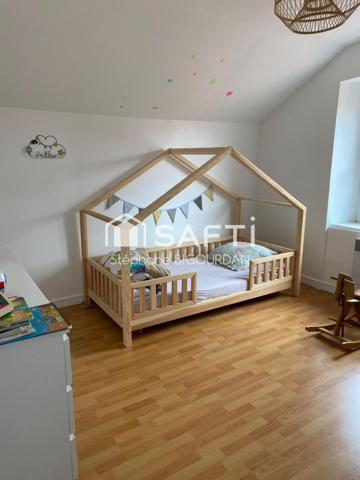 2 Maisons accollées, louées, 243m², Voujeaucourt