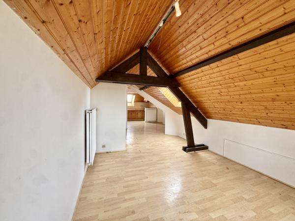 Maison 10 pièces - 250 m²