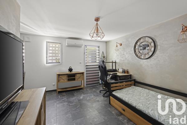 Maison à vendre 7 pièces 137 m² Vitrolles