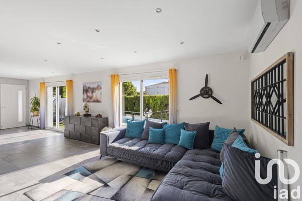 Maison à vendre 7 pièces 137 m² Vitrolles