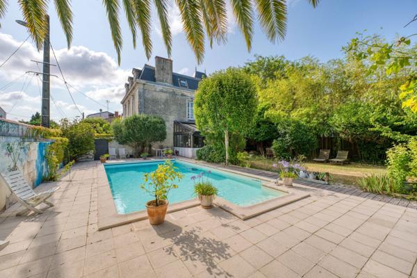 Vente Maison bourgeoise La Rochelle 7 Pièces 240 m²