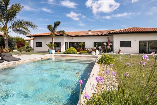 Vente Maison de luxe Perpignan 6 Pièces 300 m²