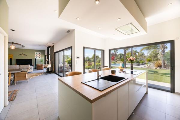 Vente Maison de luxe Perpignan 6 Pièces 300 m²