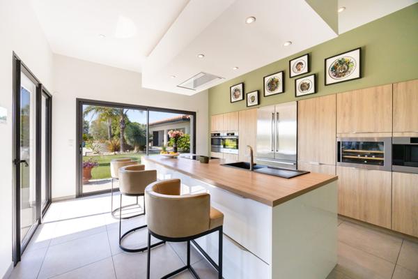 Vente Maison de luxe Perpignan 6 Pièces 300 m²