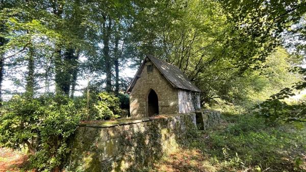 Propriete à vendre SUR 10 HA GOUAREC (22)