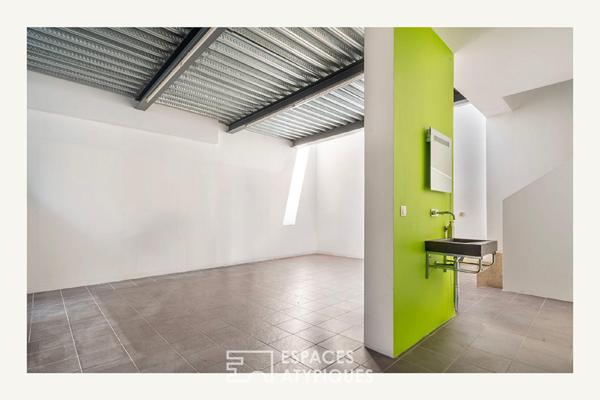 Maison individuelle à réinventer avec garage, terrasse et sous-sol total