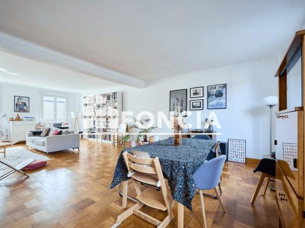 Location Appartement 5 pièces 111 m² - Caen 14000