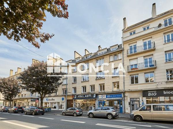 Location Appartement 5 pièces 111 m² - Caen 14000