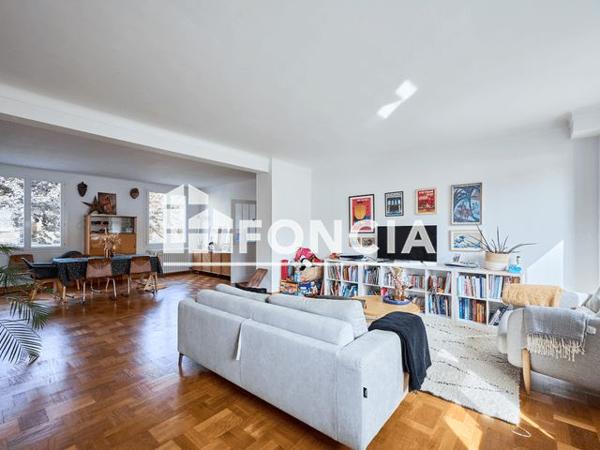 Location Appartement 5 pièces 111 m² - Caen 14000