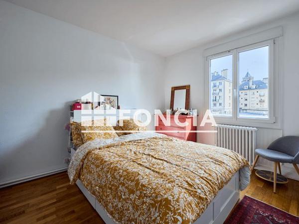 Location Appartement 5 pièces 111 m² - Caen 14000