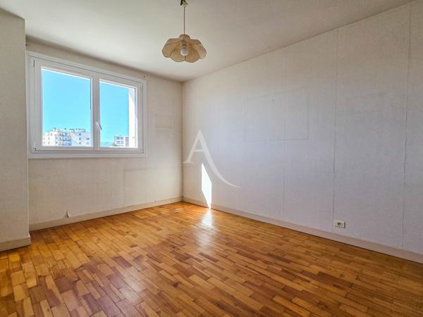 T5 traversant avec balcon plein sud et garage - Pau