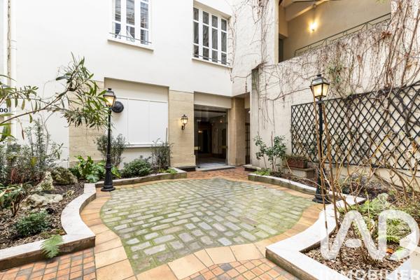 Studio à vendre 50 m² Paris 1